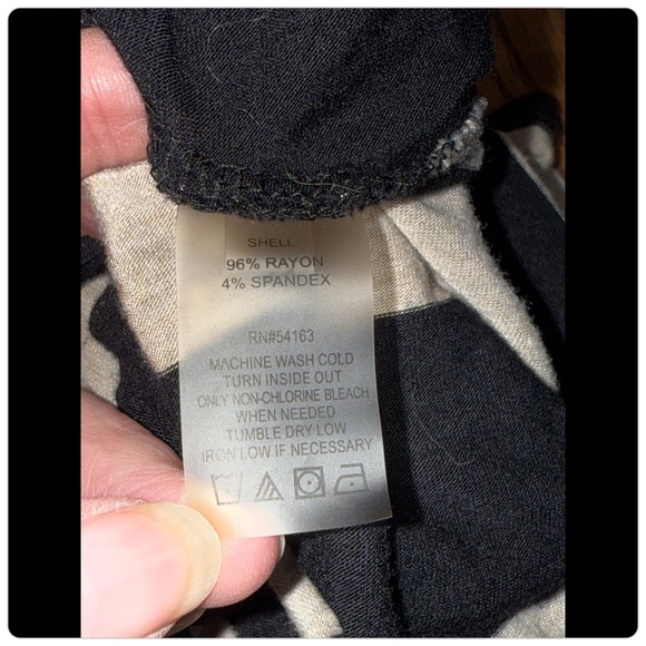 Calvin Klein Black Tan Stripe Maxi Dress 3/4 Sleeve Stretch Size 12 - Picture 5 of 7